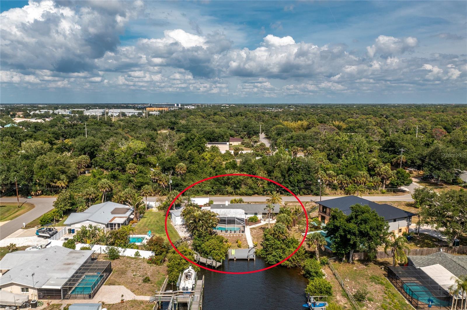 625 SANDPIPER LN — photo 79