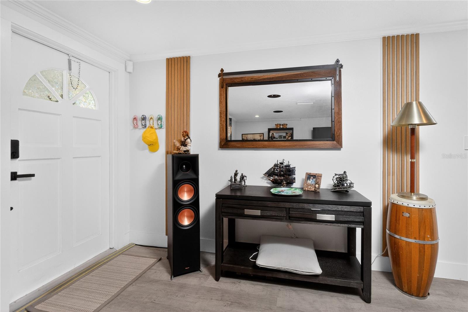 625 SANDPIPER LN — photo 3