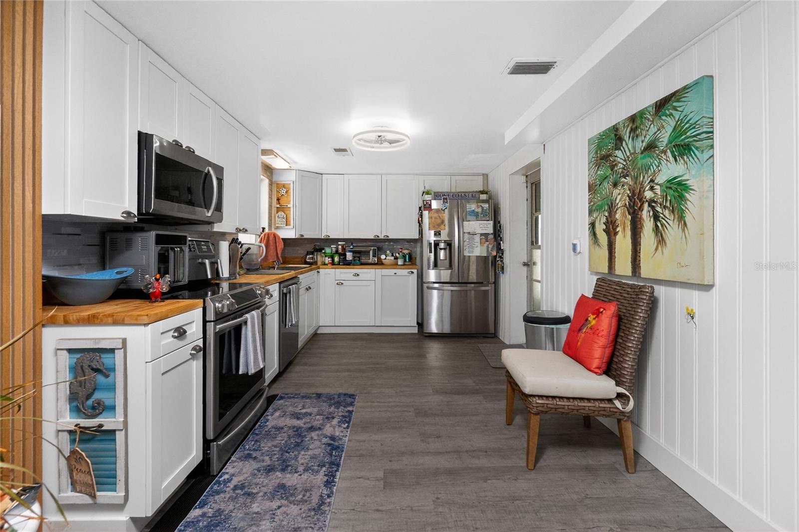 625 SANDPIPER LN — photo 12