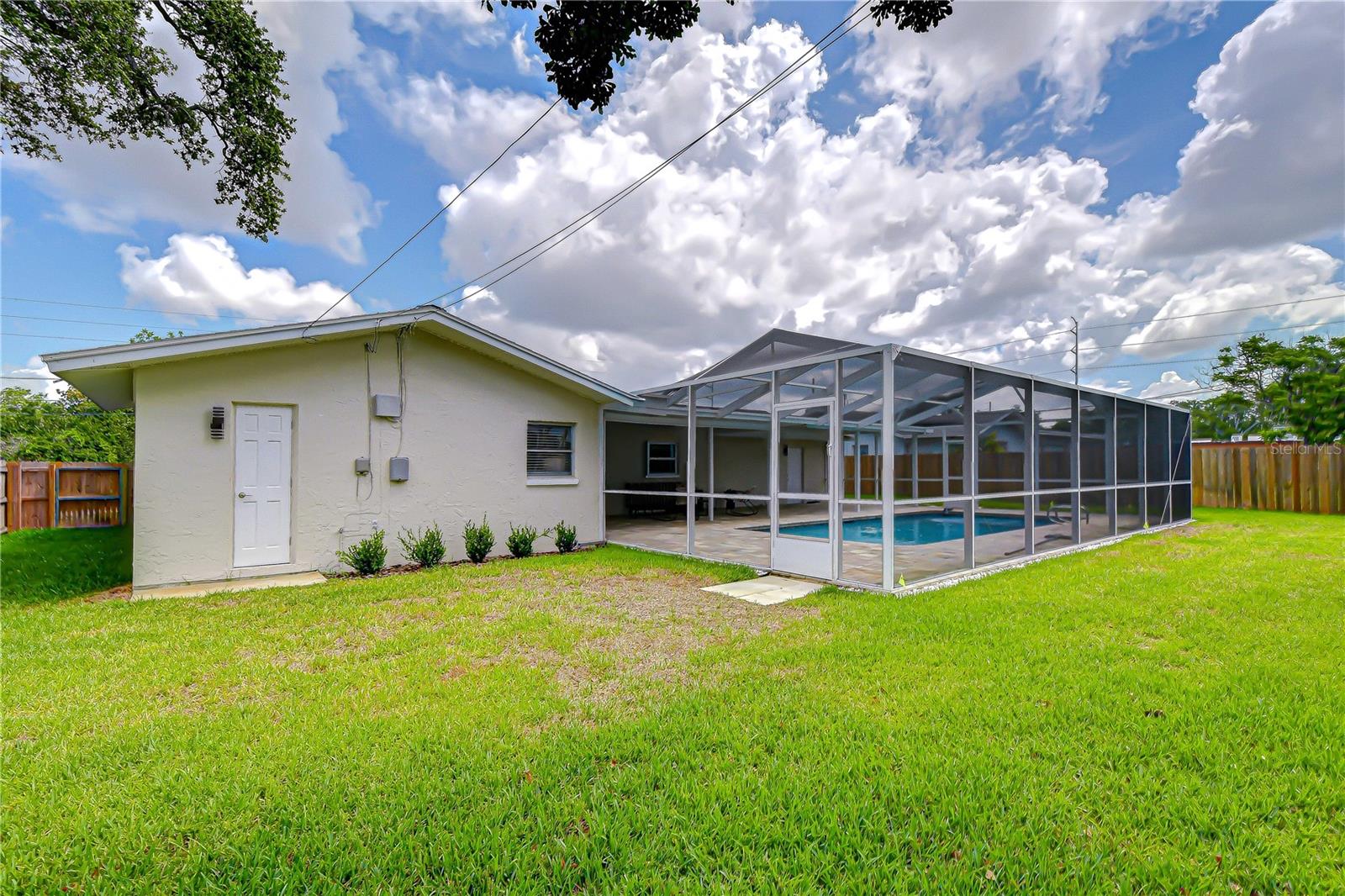 2167 LAKEVIEW RD — photo 30