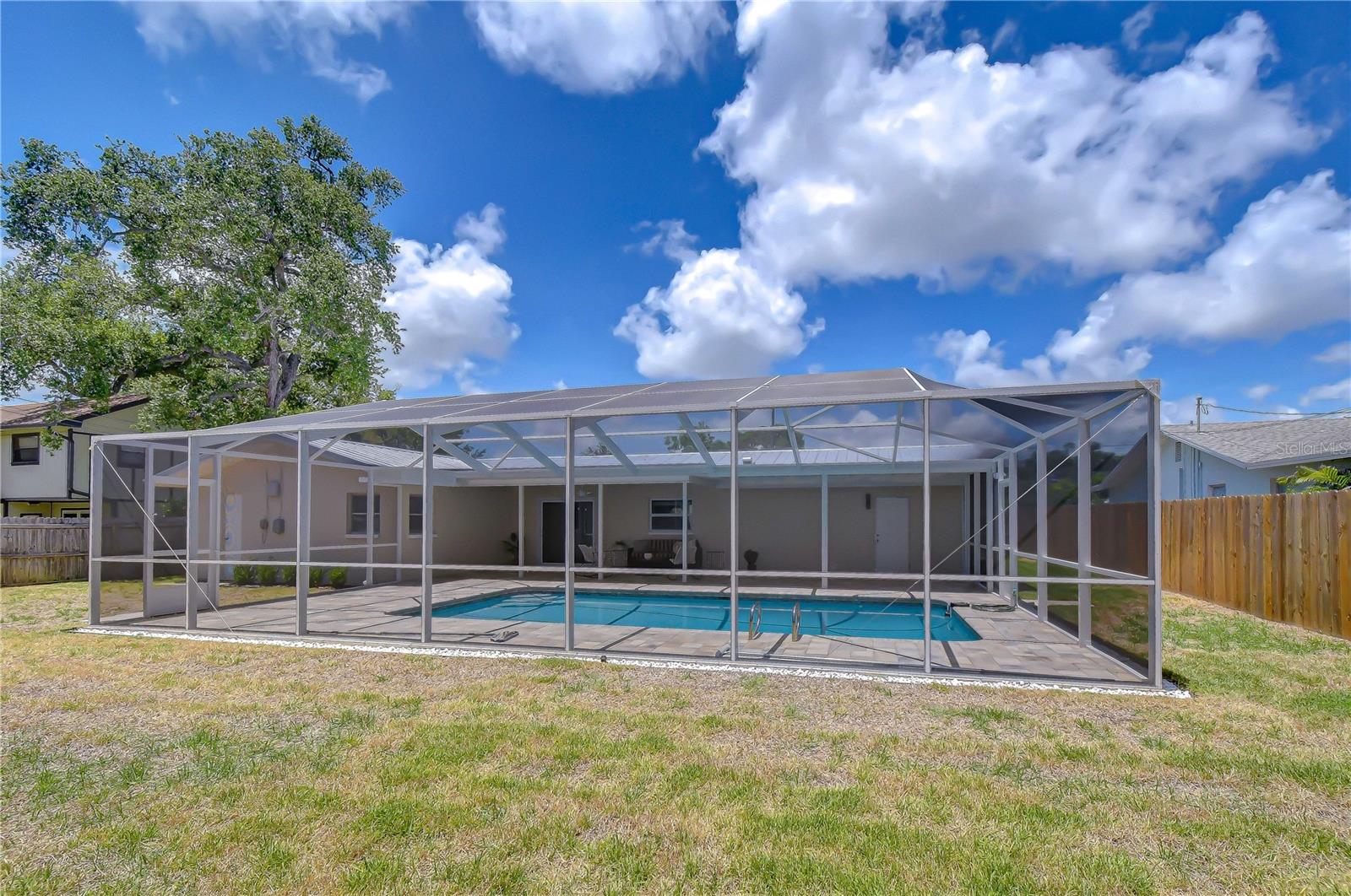 2167 LAKEVIEW RD — photo 33
