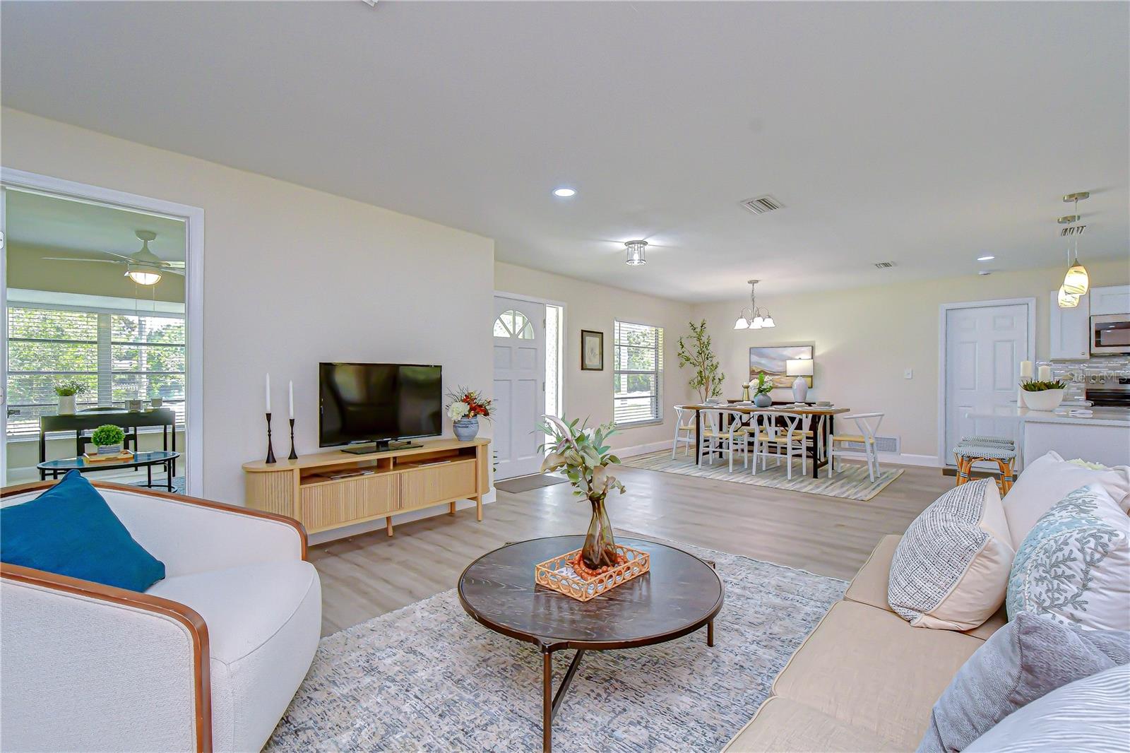 2167 LAKEVIEW RD — photo 14