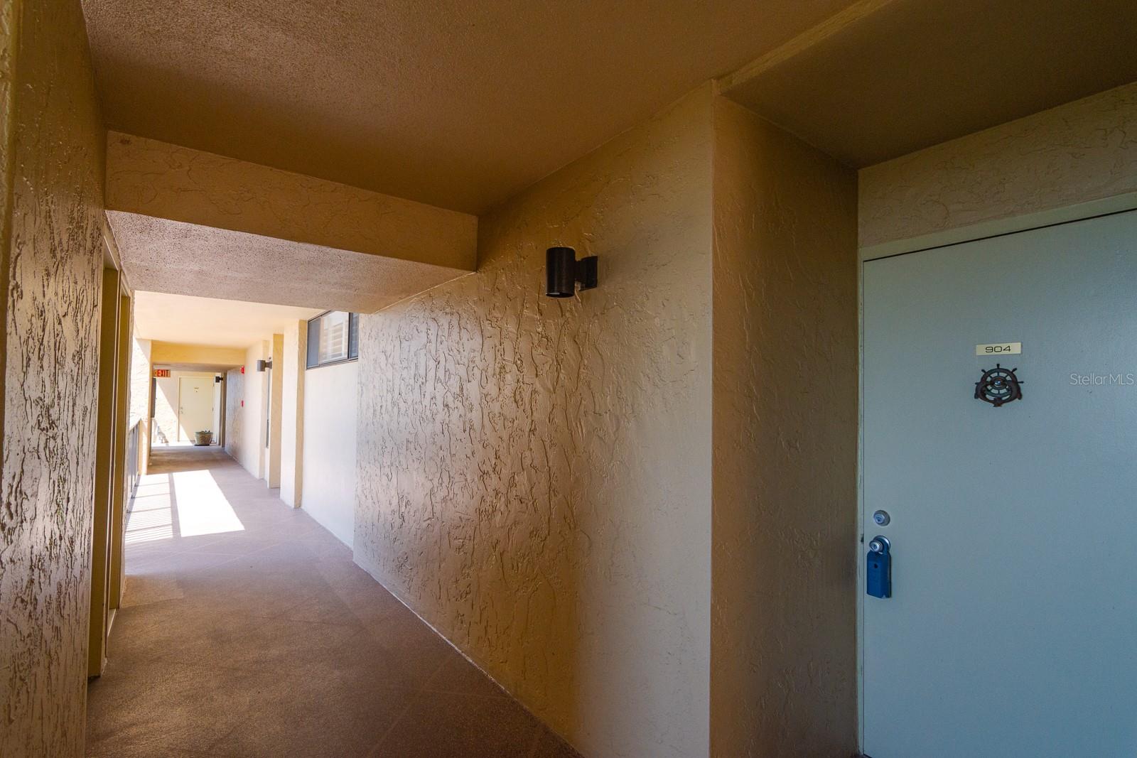 2620 COVE CAY DR #904 — photo 37