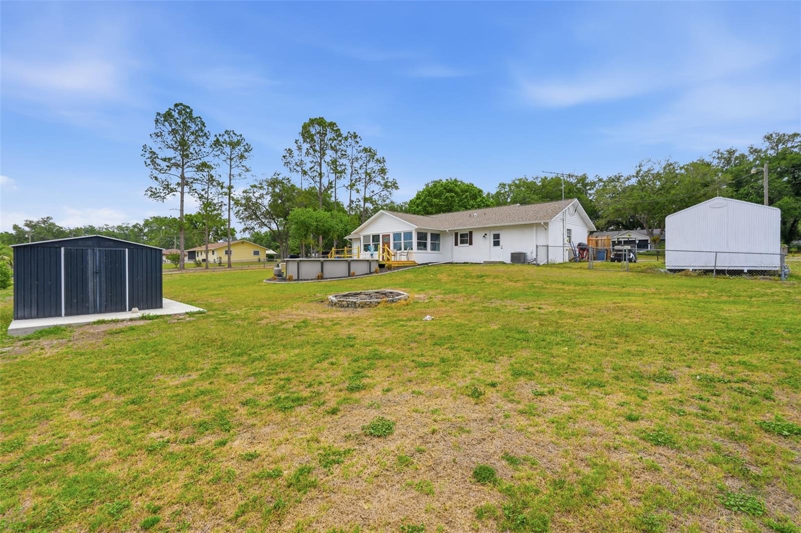 39825 SUNBURST DR — photo 41