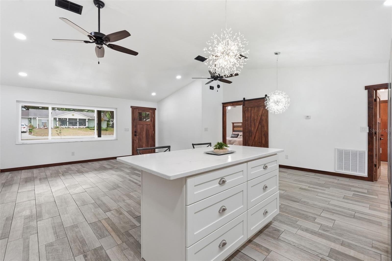 39825 SUNBURST DR — photo 13