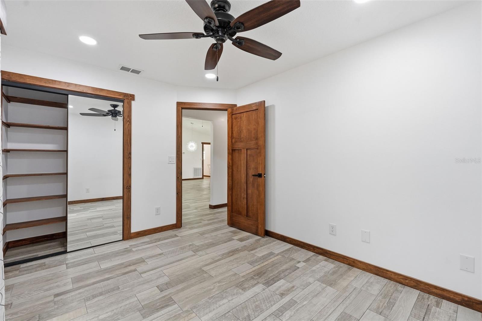 39825 SUNBURST DR — photo 29