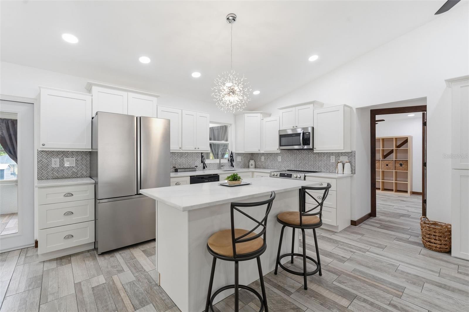 39825 SUNBURST DR — photo 12