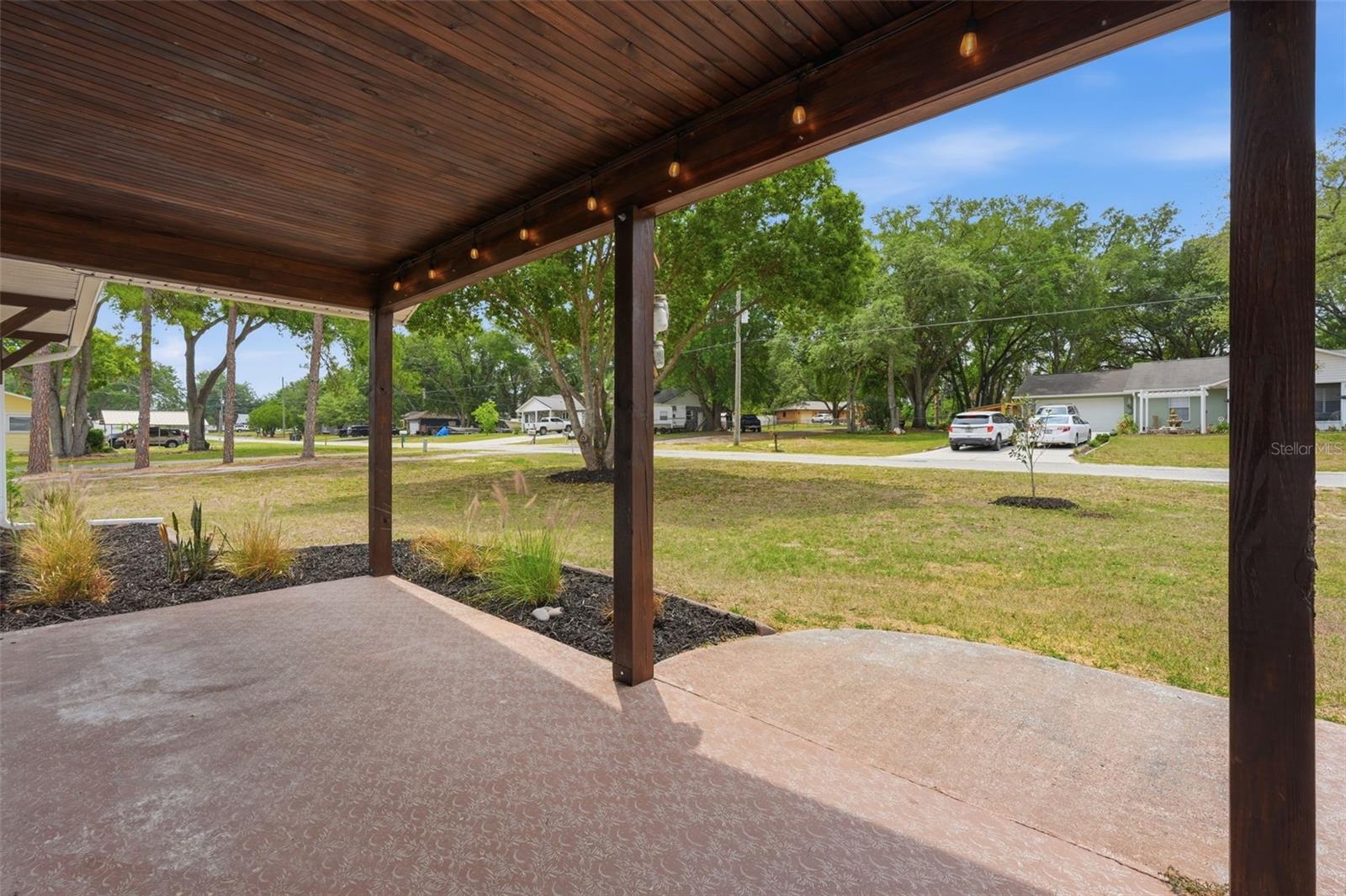 39825 SUNBURST DR — photo 3