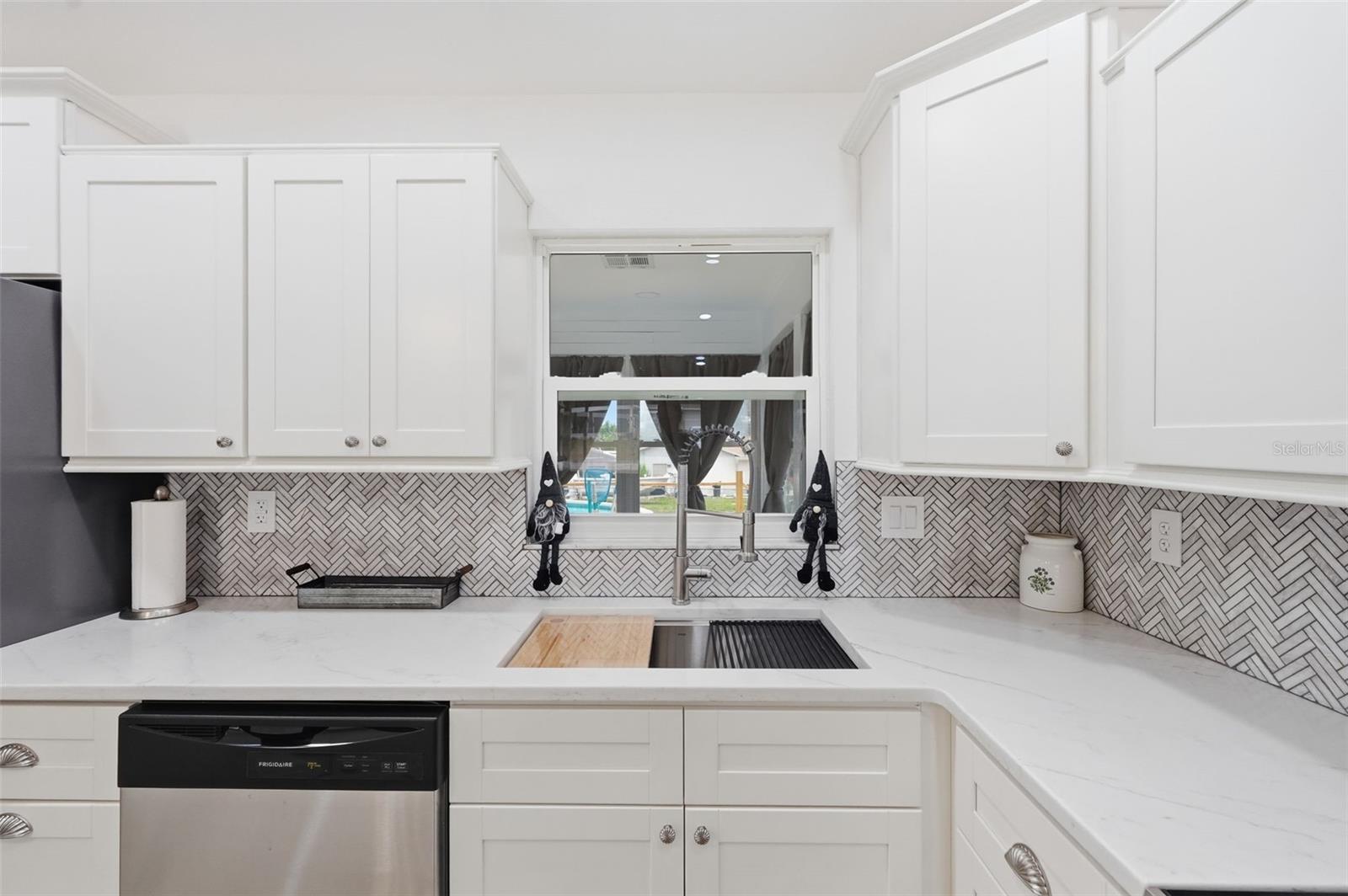 39825 SUNBURST DR — photo 18