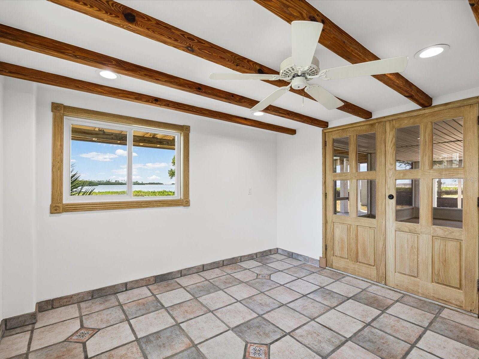 1647 SEA BREEZE DR — photo 31