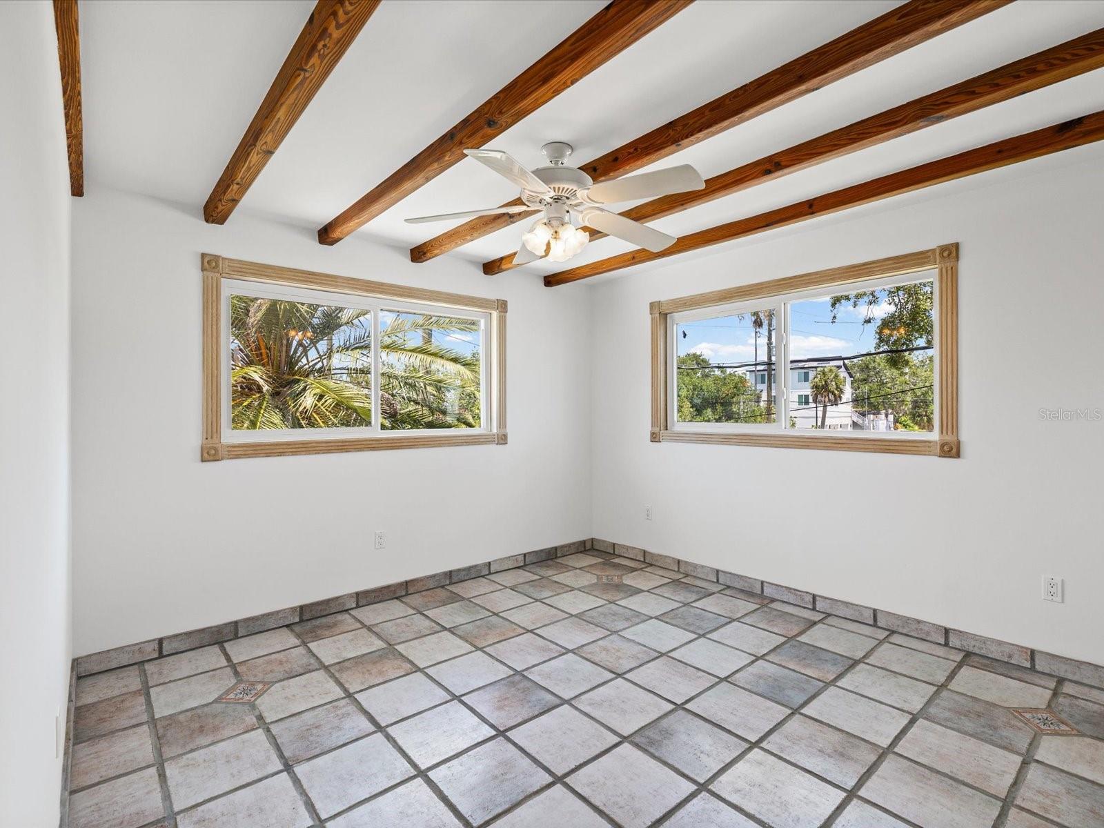 1647 SEA BREEZE DR — photo 26