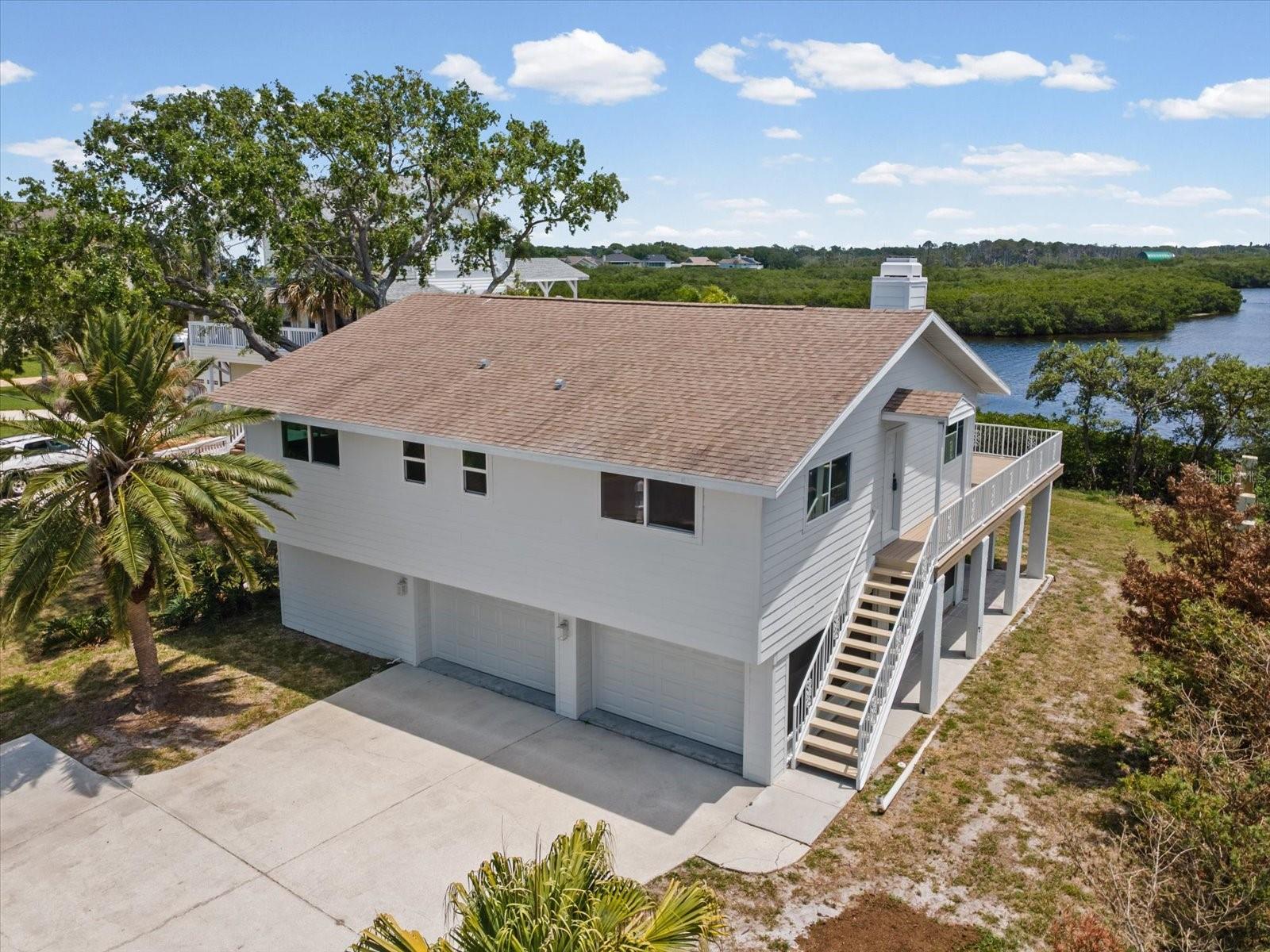 1647 SEA BREEZE DR — photo 39