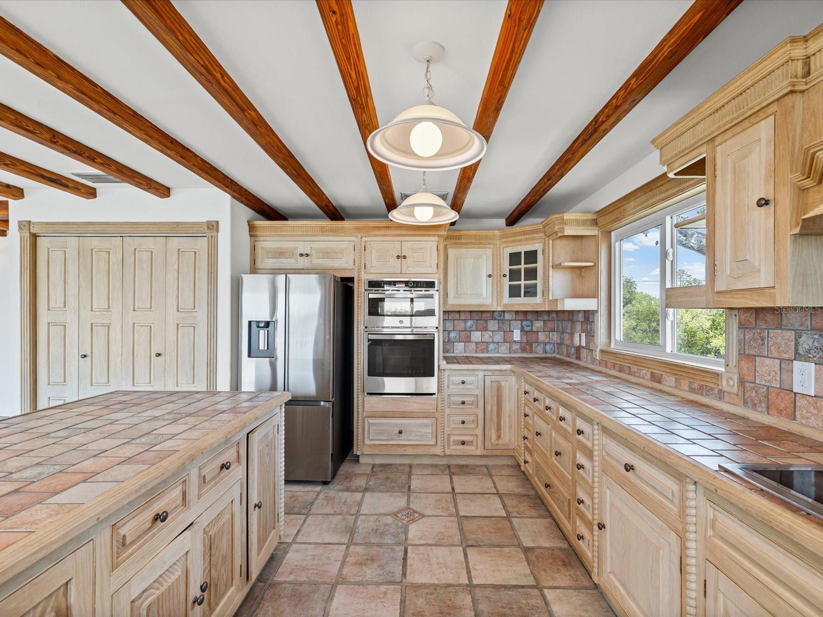 1647 SEA BREEZE DR — photo 9