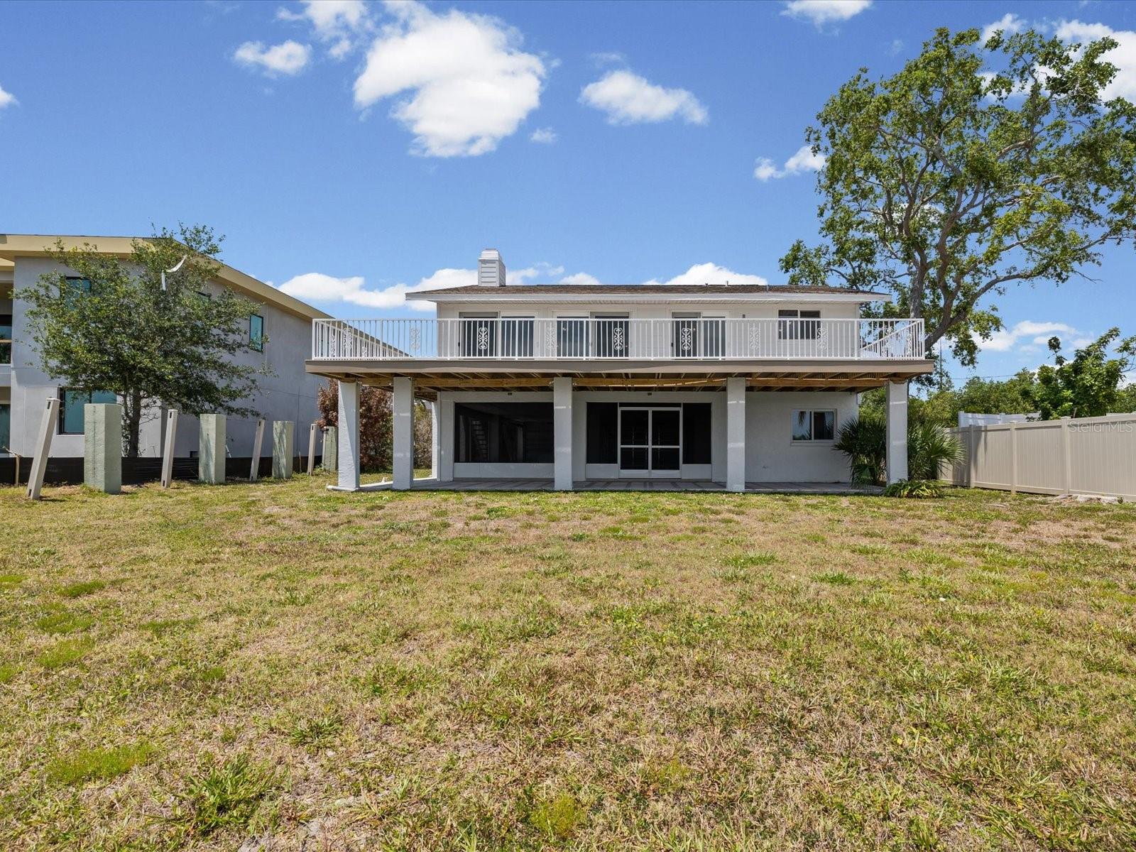 1647 SEA BREEZE DR — photo 37