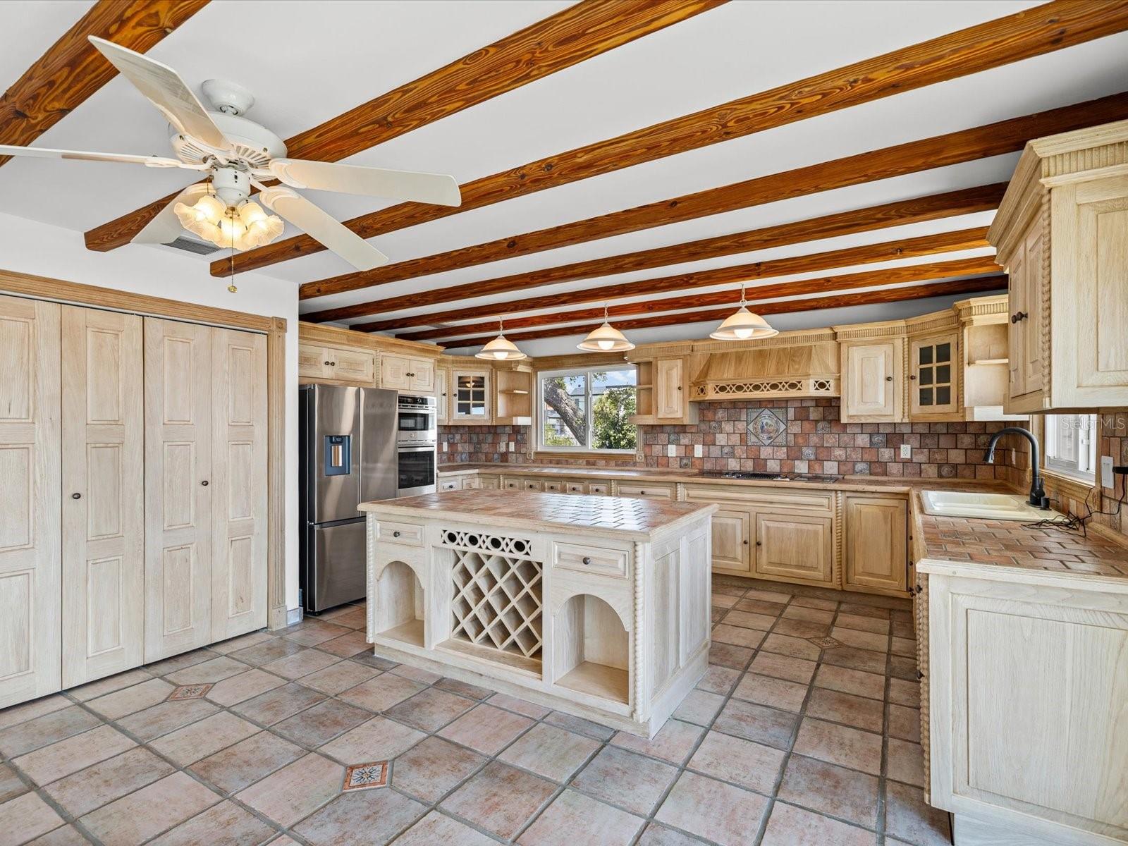 1647 SEA BREEZE DR — photo 10