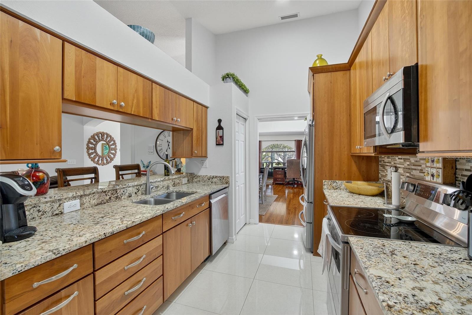 13029 PRESTWICK DR — photo 20