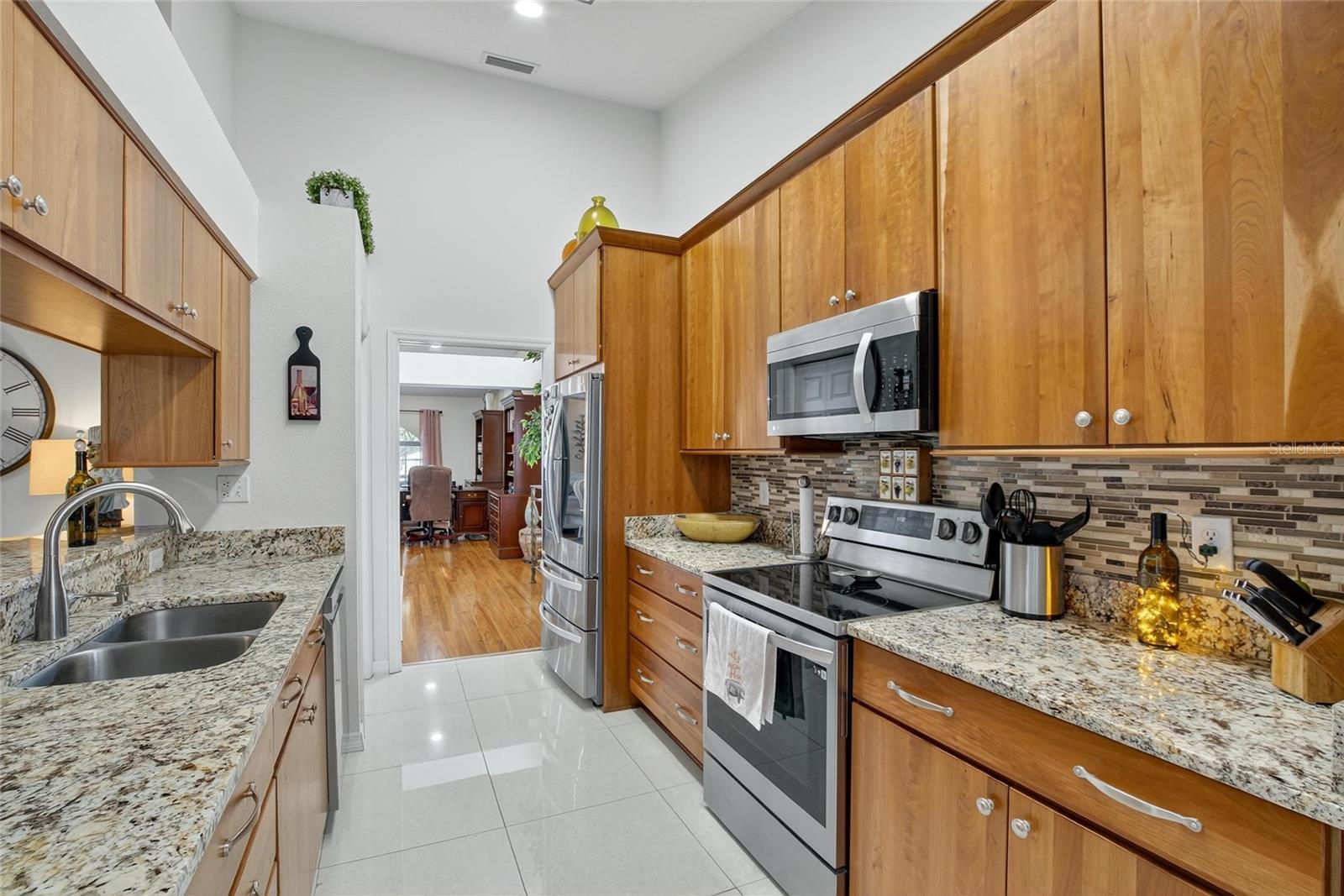 13029 PRESTWICK DR — photo 21