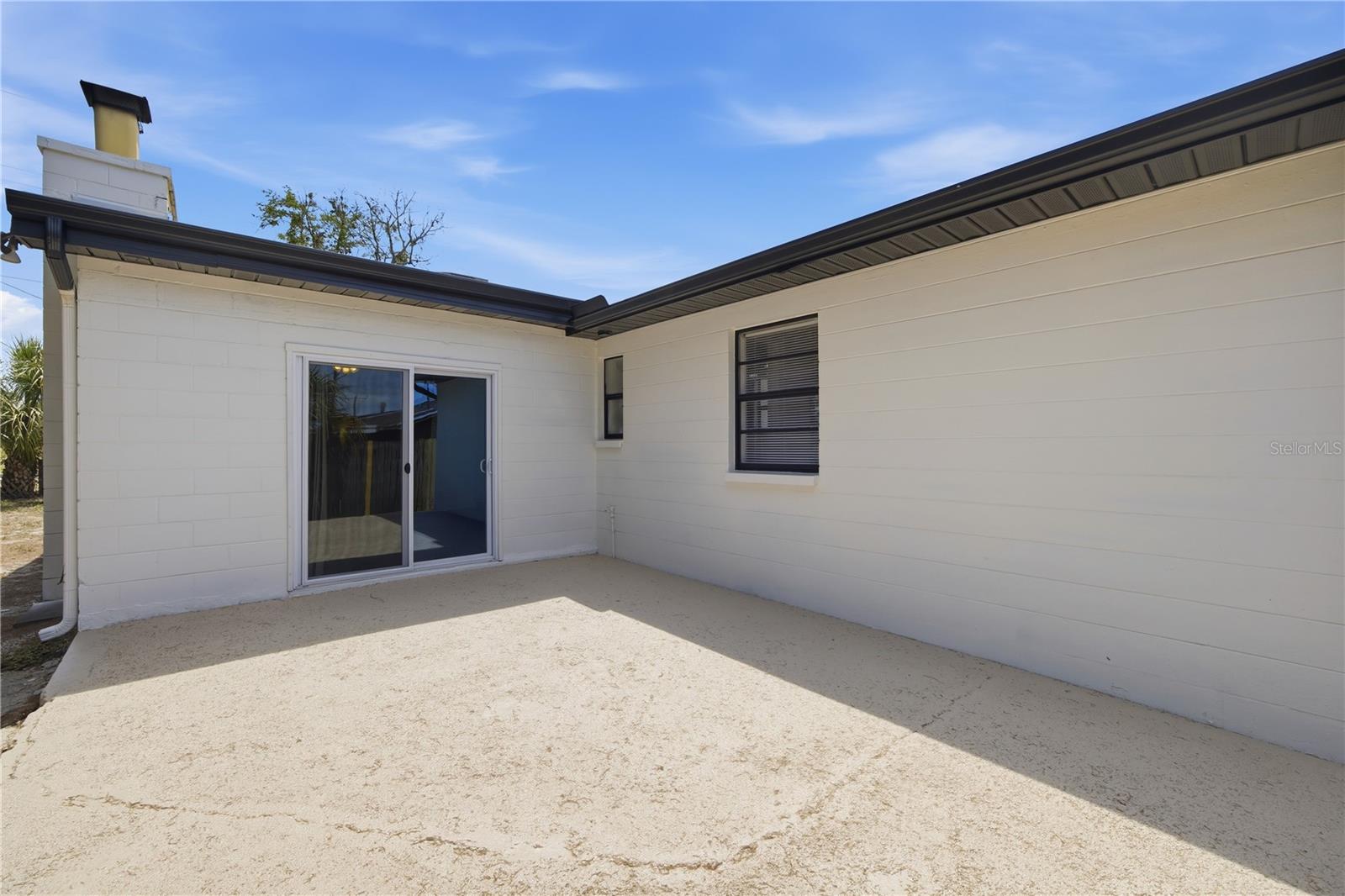 4606 E LINEBAUGH AVE — photo 36
