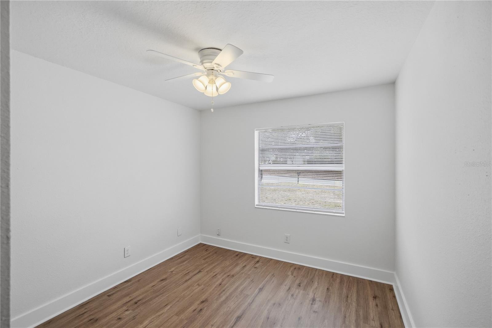 4606 E LINEBAUGH AVE — photo 26