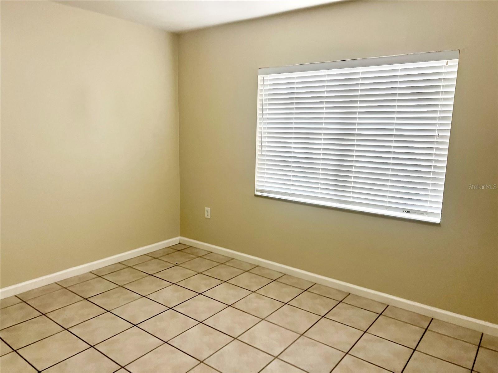 3110 W IVY ST — photo 18