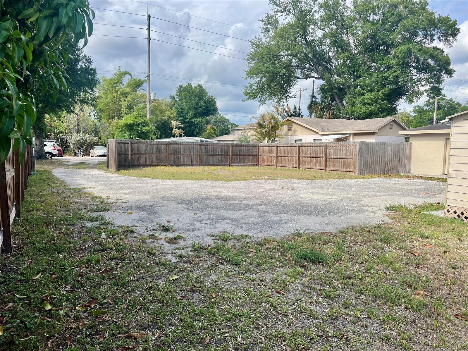 3110 W IVY ST — photo 6