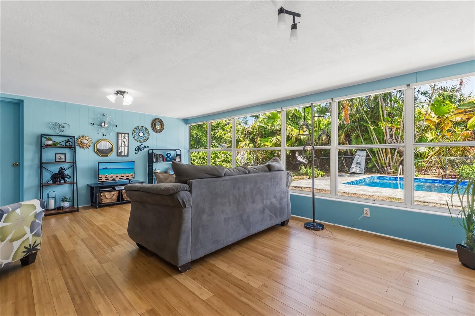 1508 ERIN LN — photo 8