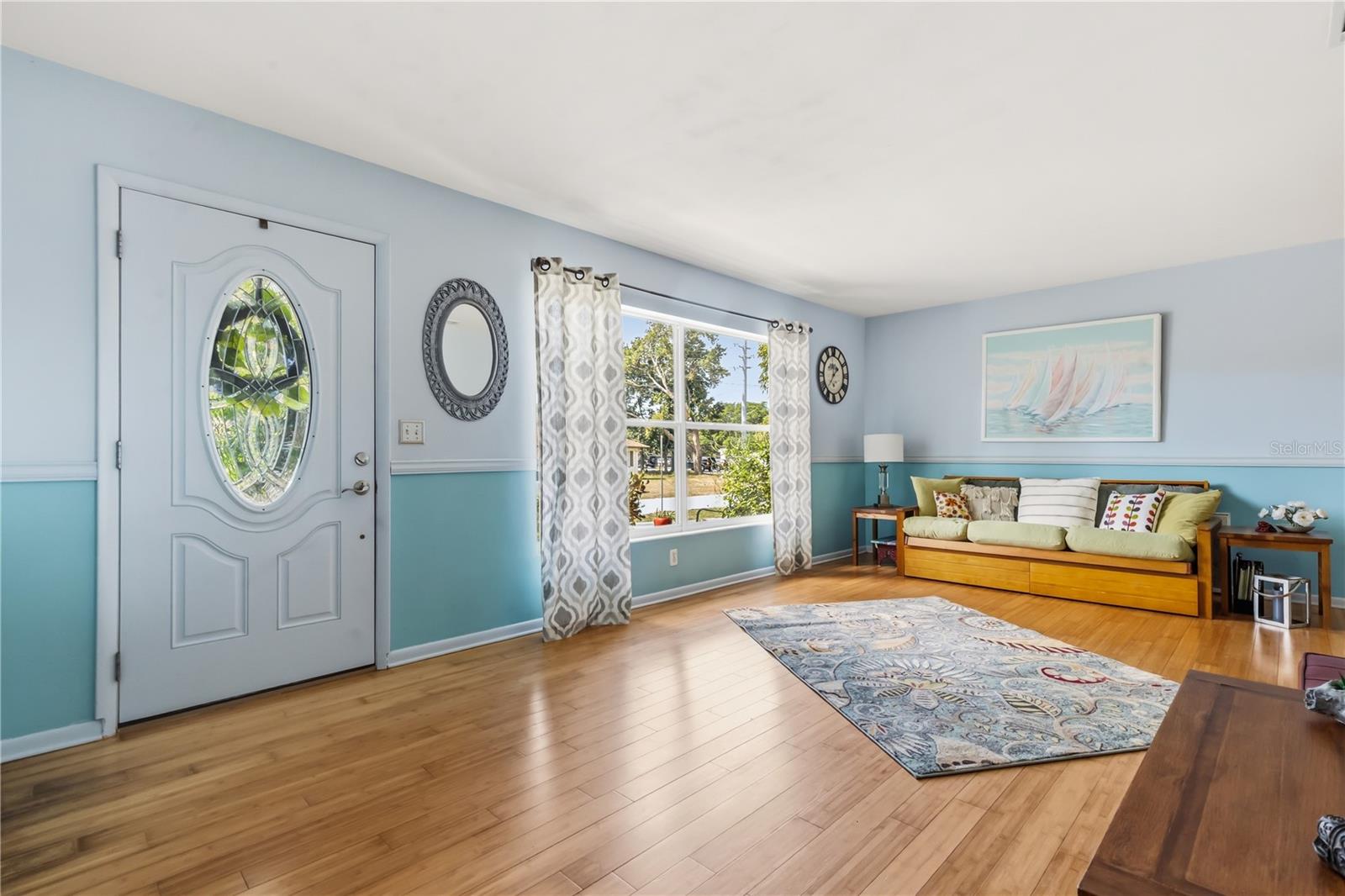 1508 ERIN LN — photo 3