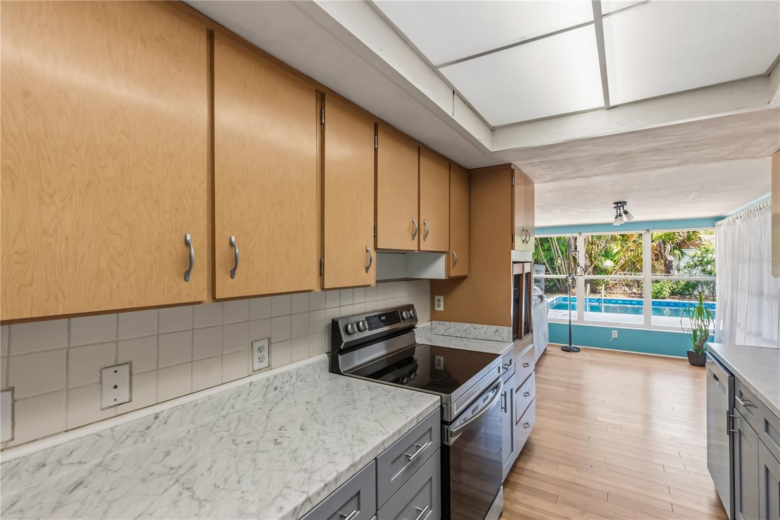 1508 ERIN LN — photo 15