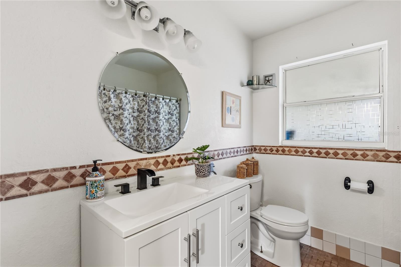 1508 ERIN LN — photo 24