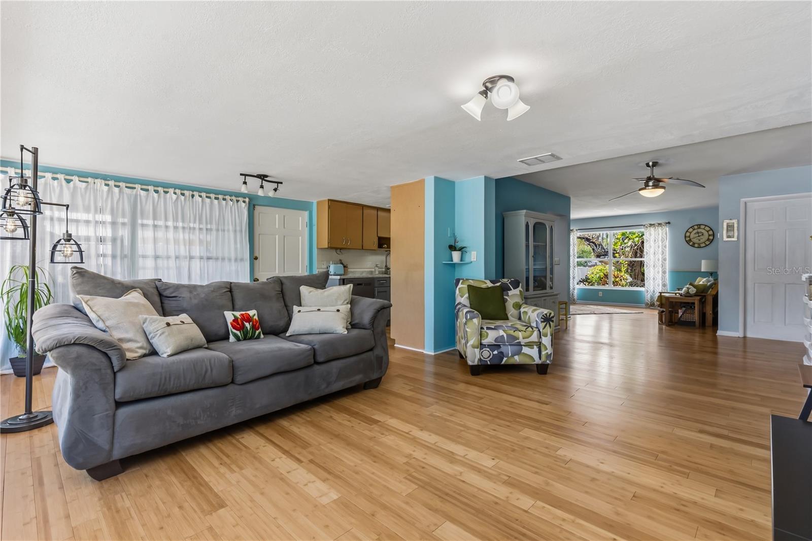 1508 ERIN LN — photo 9