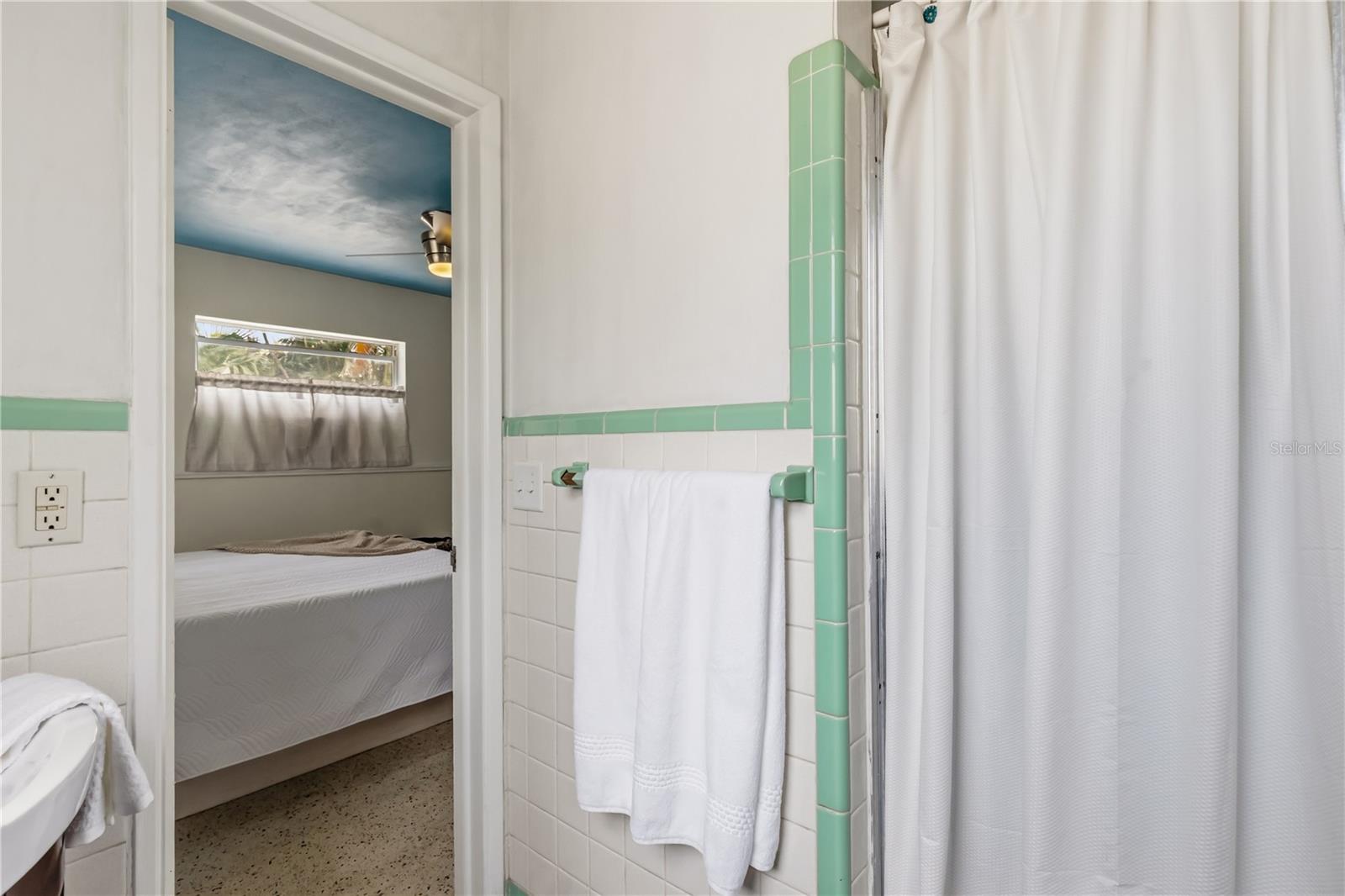 1508 ERIN LN — photo 20