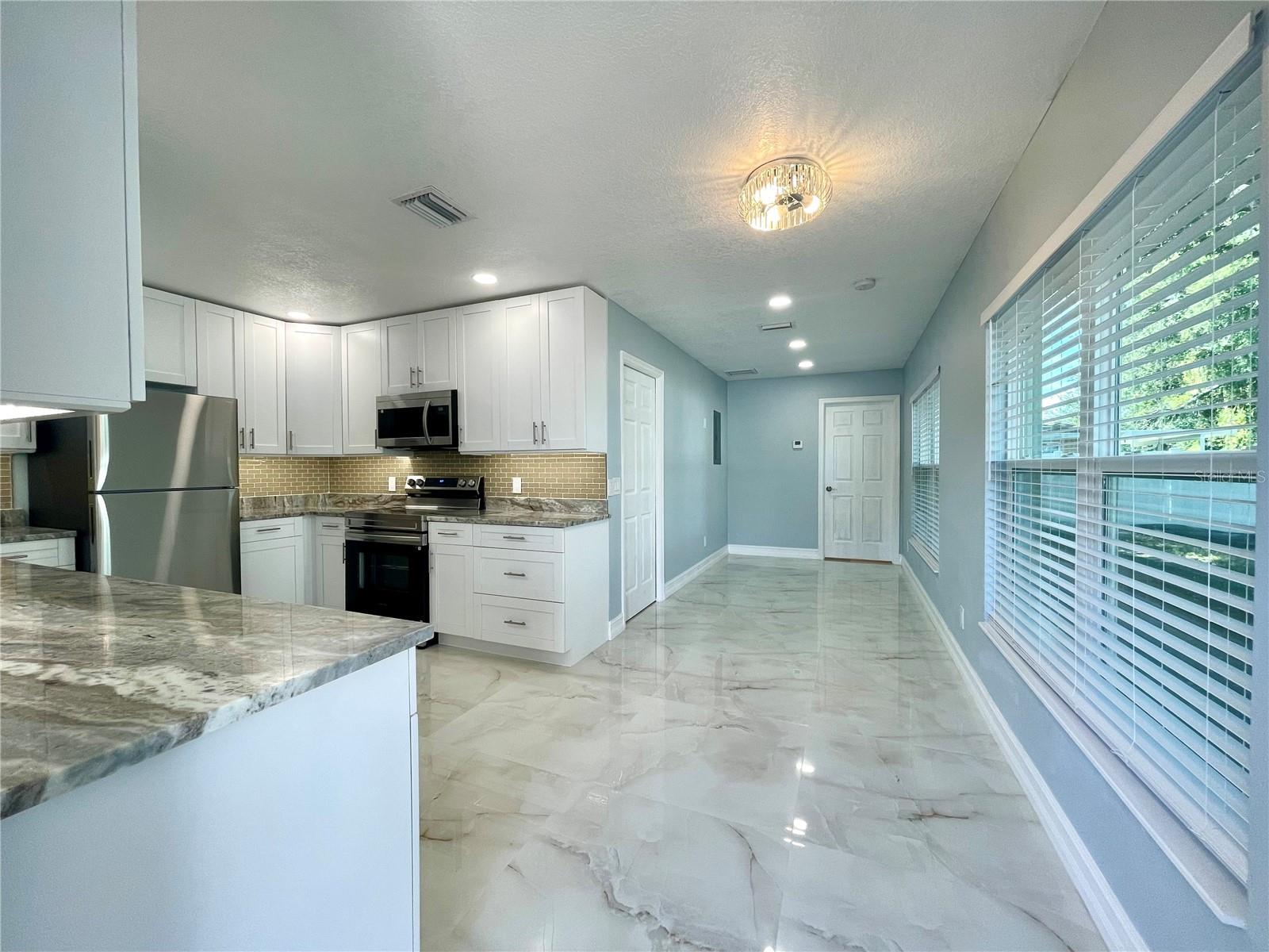8503 WOODWICK CT — photo 18