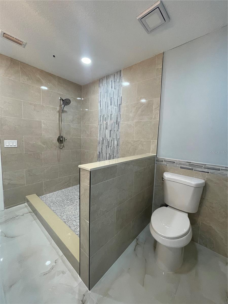 8503 WOODWICK CT — photo 22