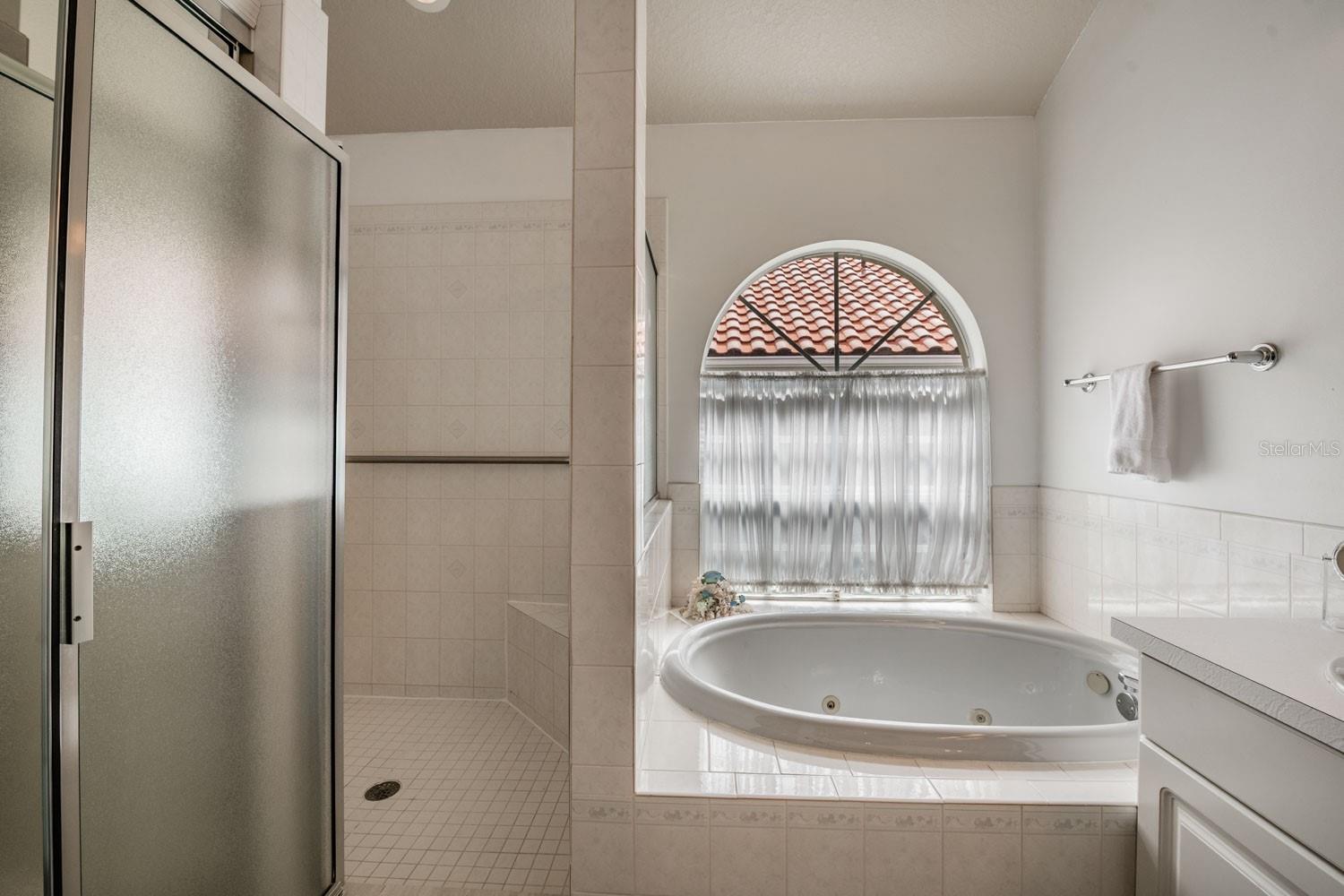 18911 AVENUE BIARRITZ — photo 34