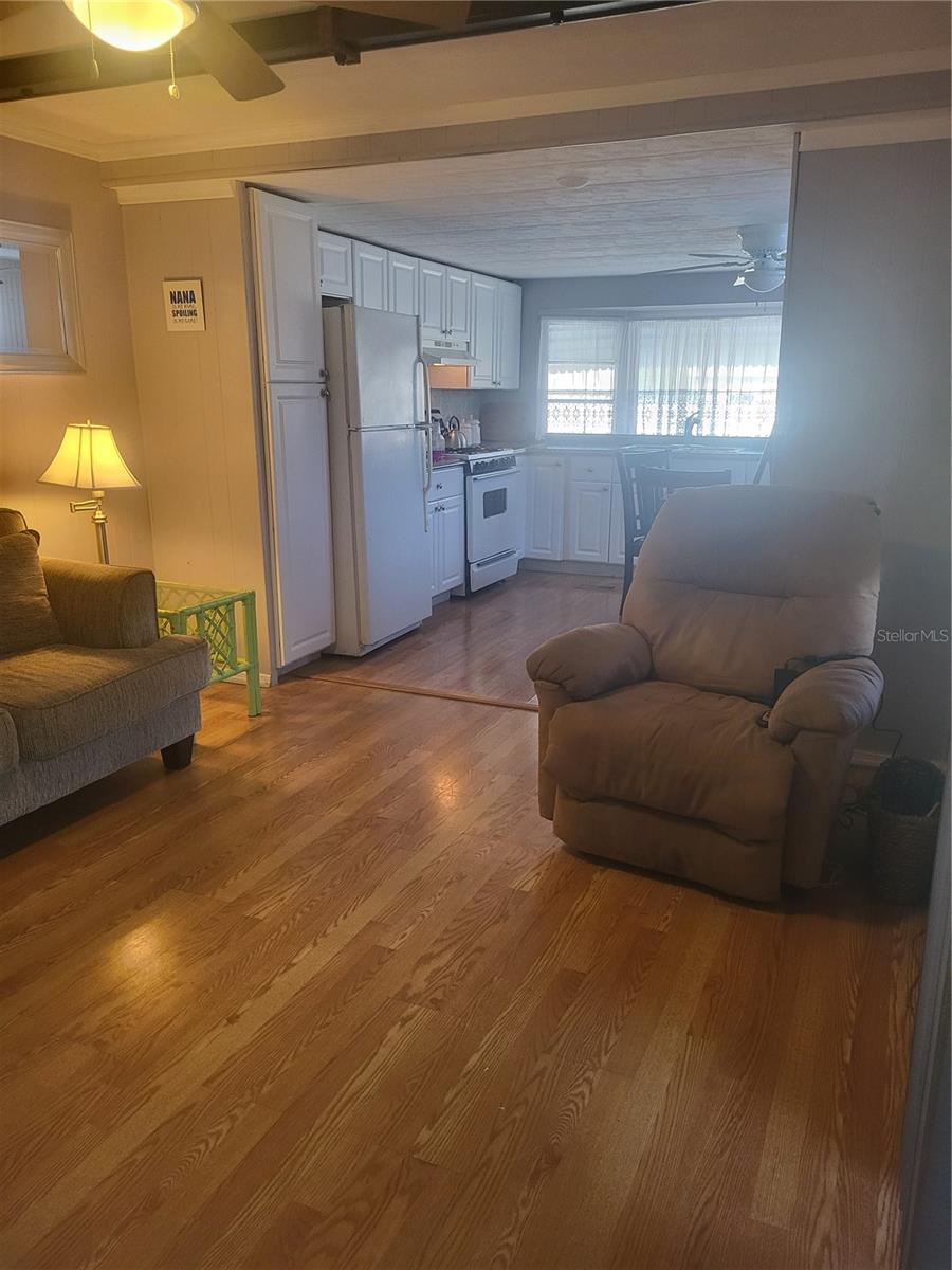 6580 SEMINOLE BLVD #733 — photo 8