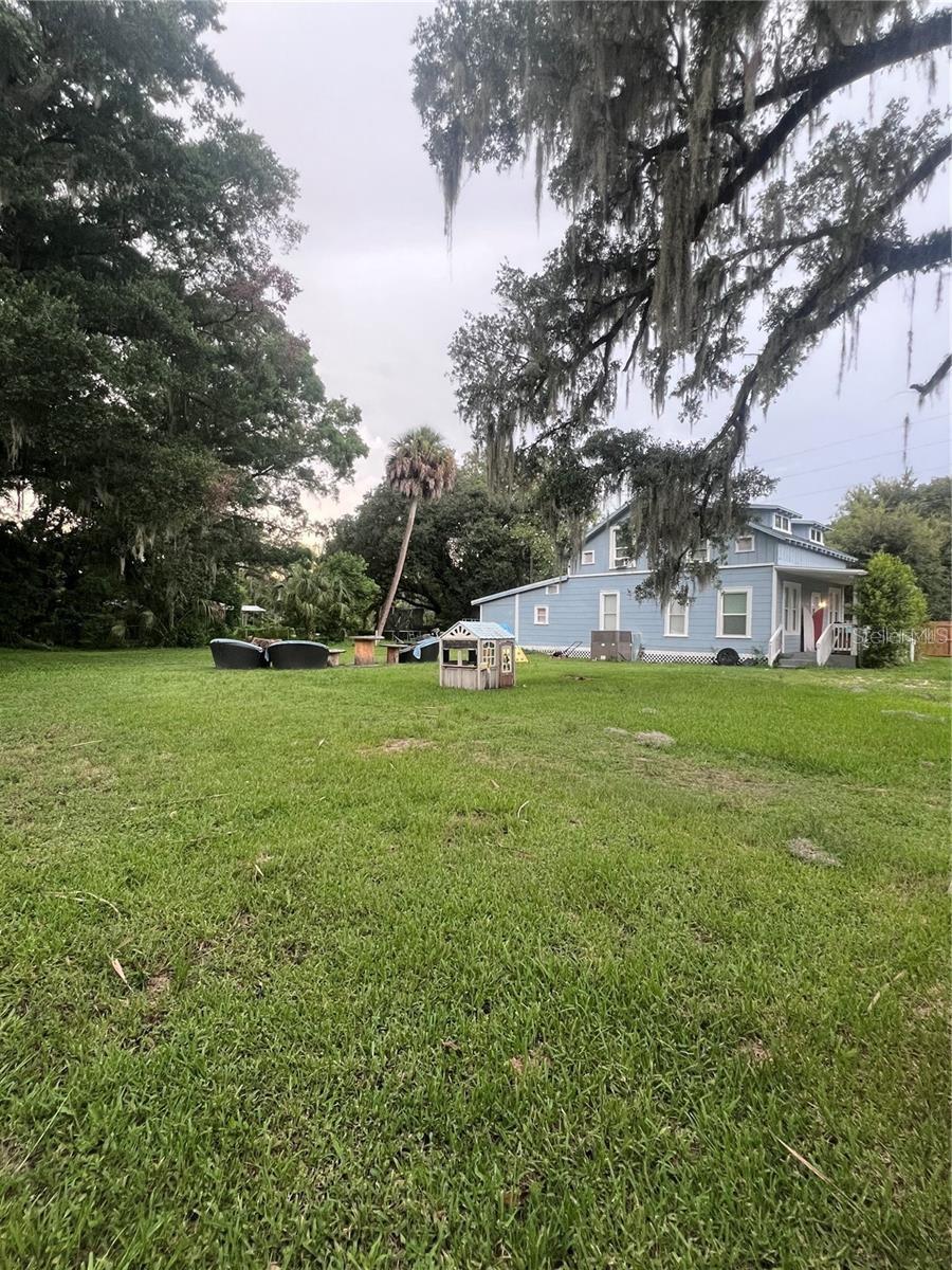 1635 PARTRIDGE BLVD — photo 15