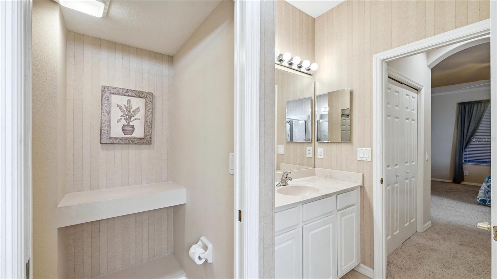 5704 WHITE JASMINE WAY — photo 29