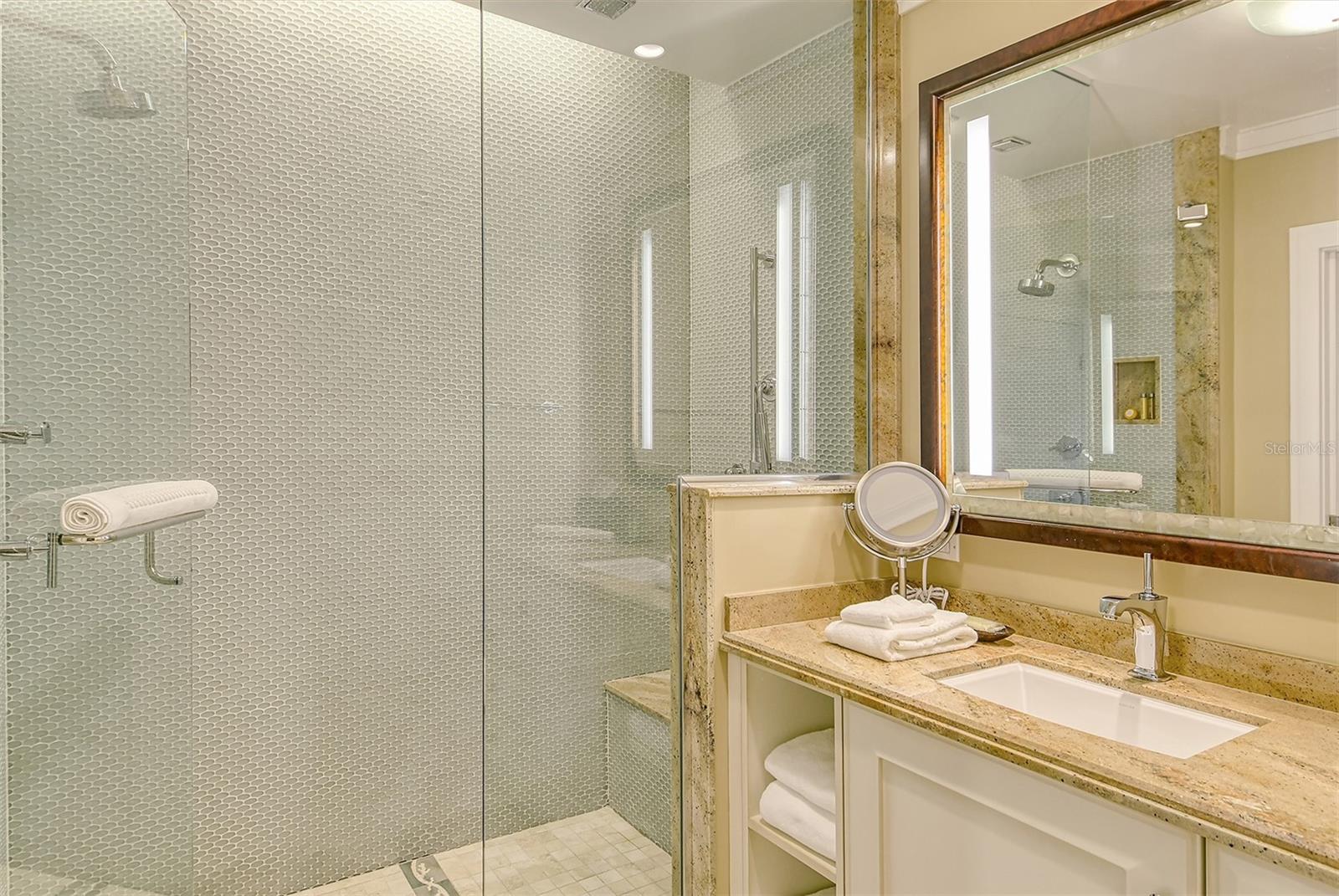 915 SEASIDE DR #312, Weeks 16-17 — photo 27