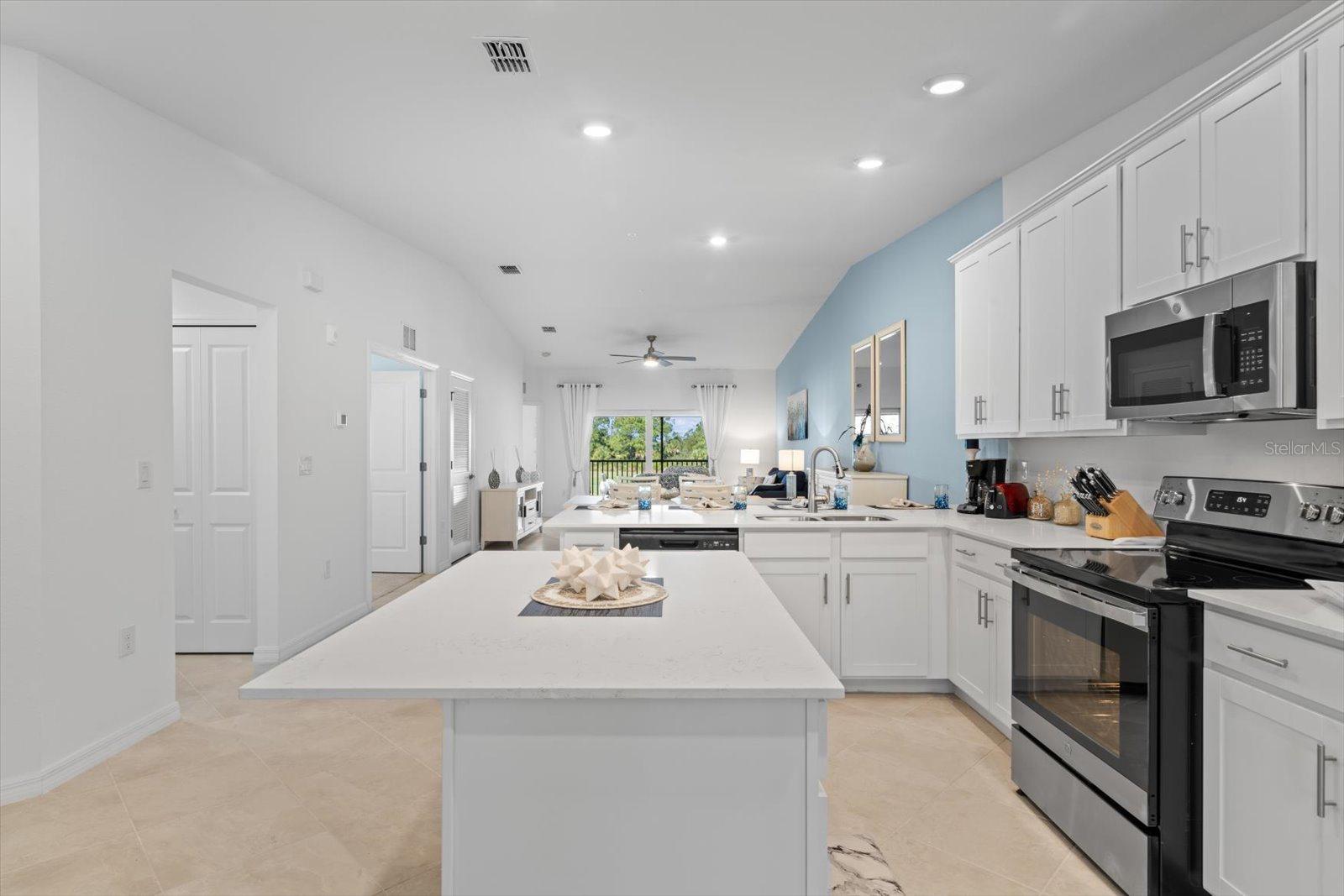 12390 WELLEN GOLF ST #201 — photo 27