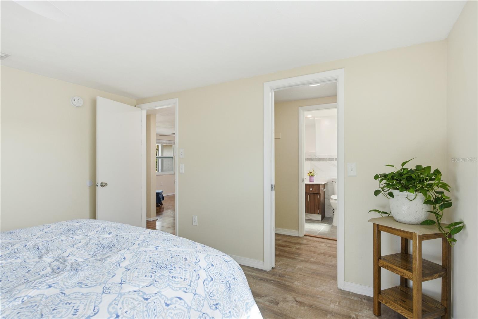 11205 GLOVER RD — photo 20