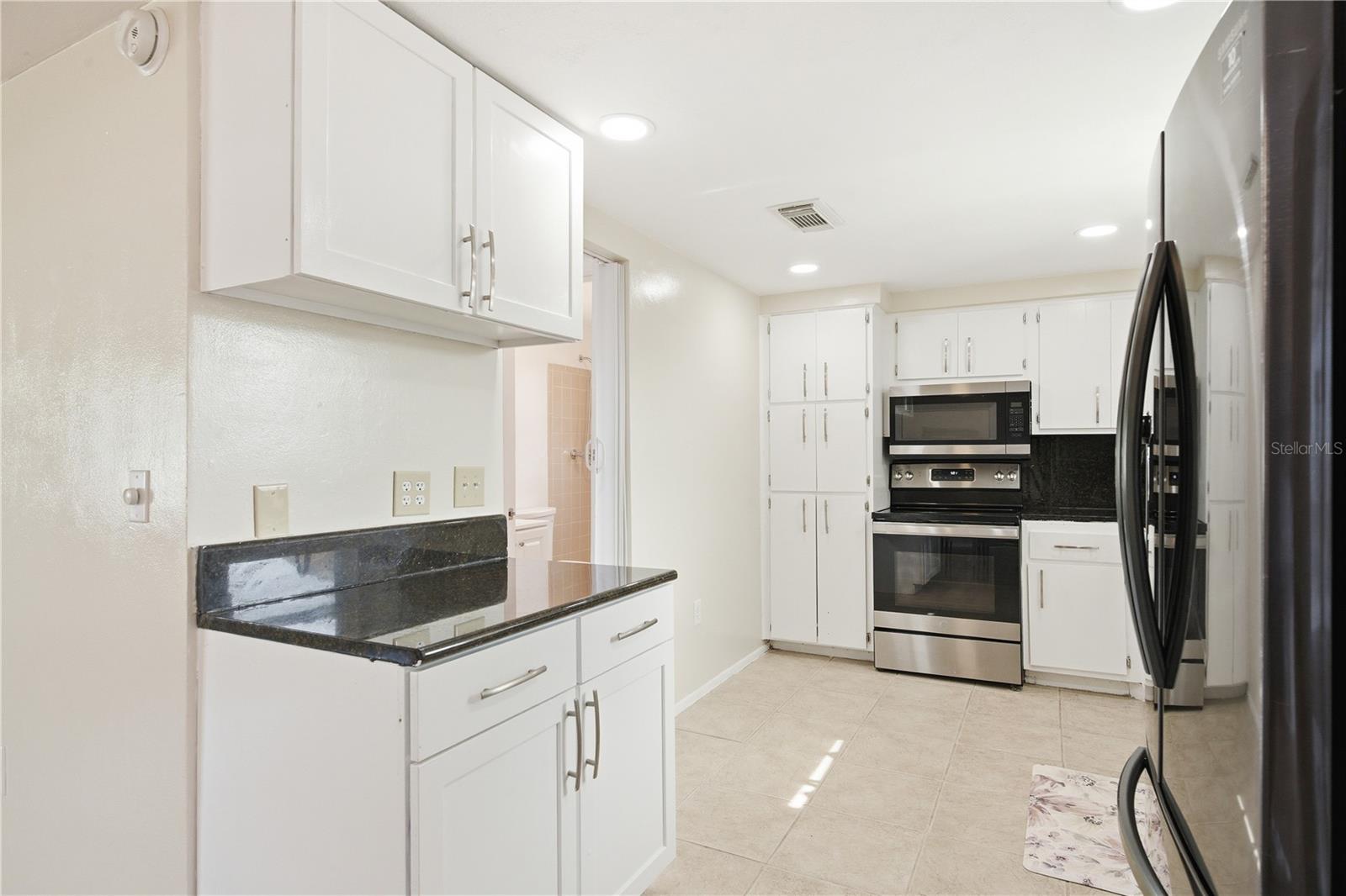 11205 GLOVER RD — photo 14