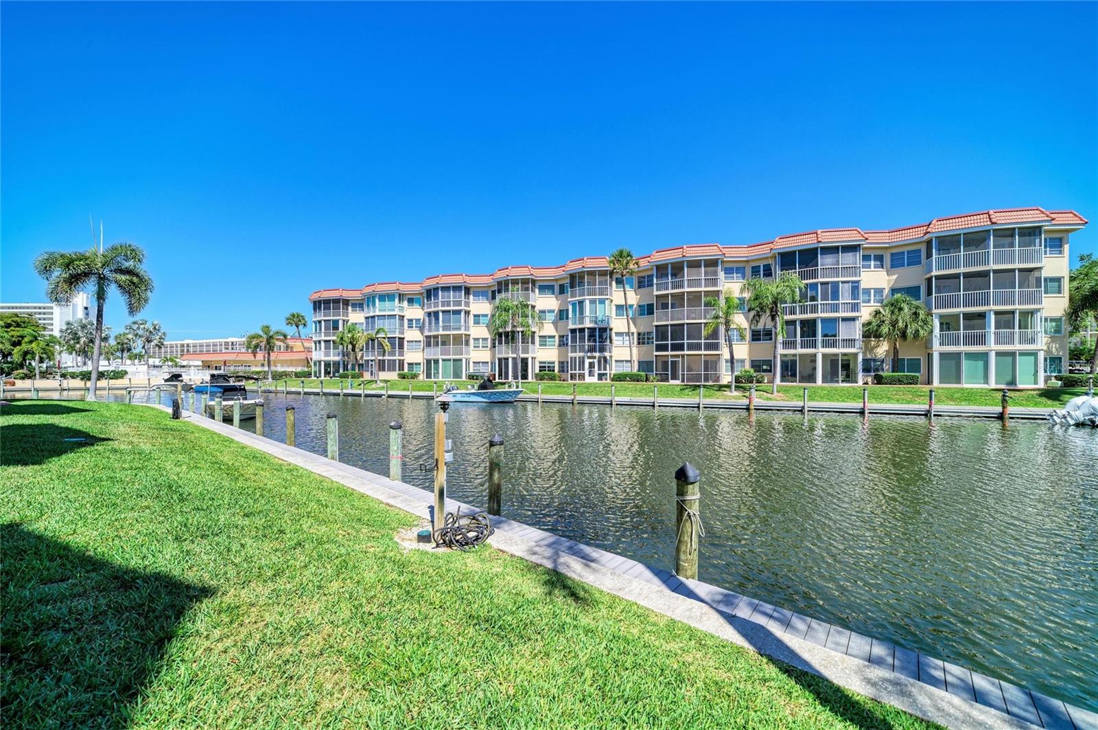 1257 S PORTOFINO DR #104 — photo 38