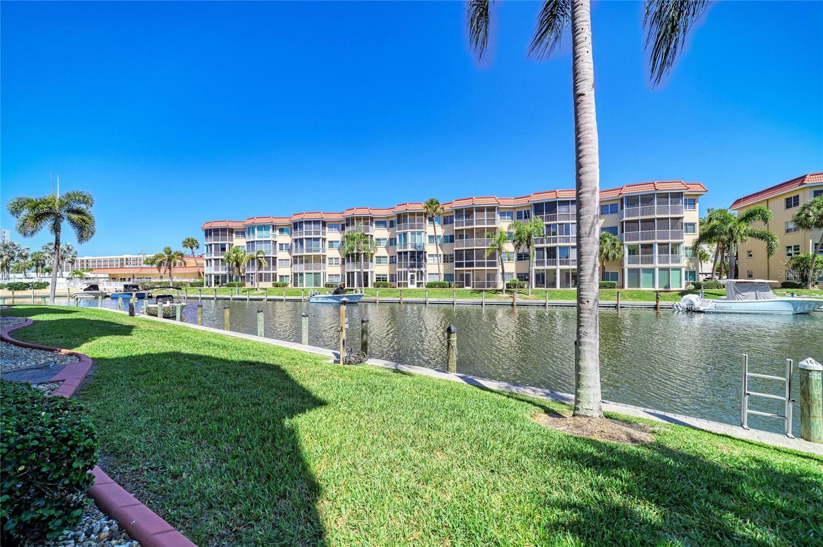 1257 S PORTOFINO DR #104 — photo 36