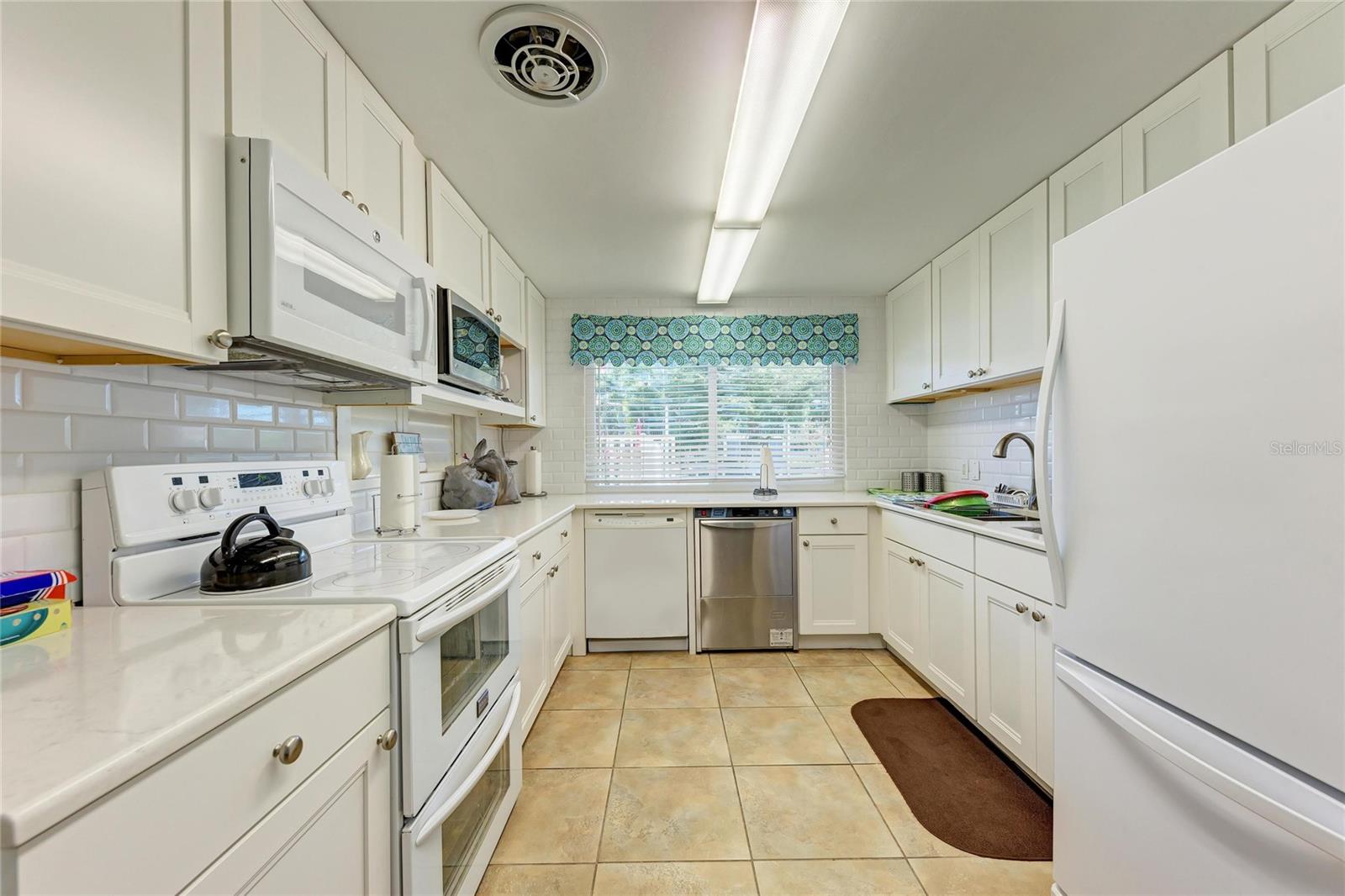 1257 S PORTOFINO DR #104 — photo 58