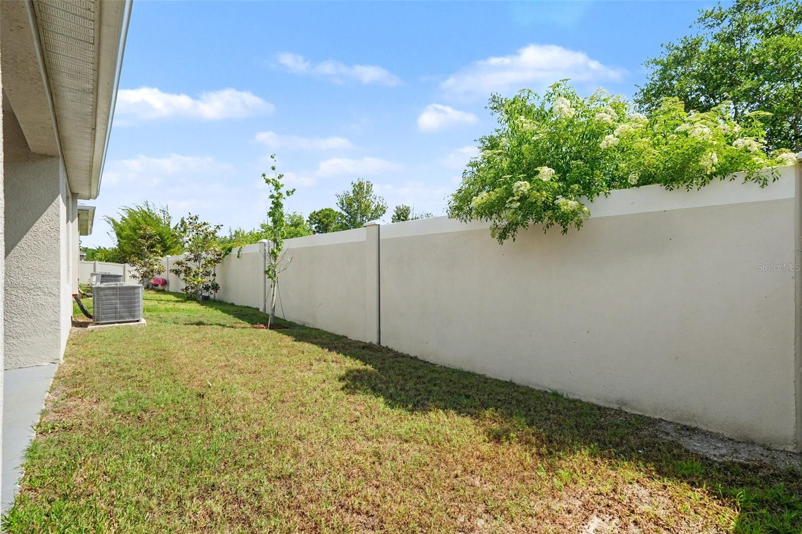 3296 SUNCOAST PLAINS DR — photo 28