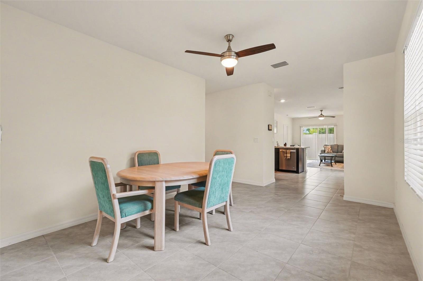3296 SUNCOAST PLAINS DR — photo 9