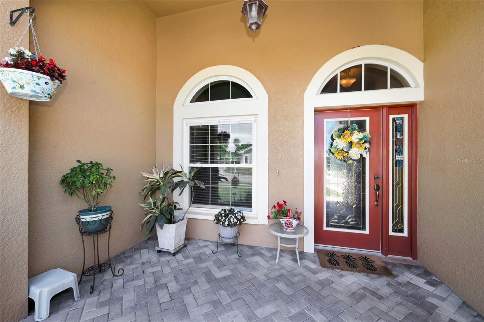 8202 WILD OAKS CIR — photo 9