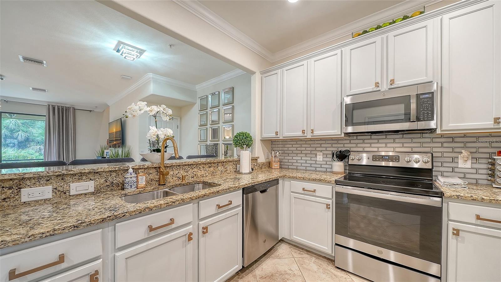 20310 LAGENTE CIR — photo 15