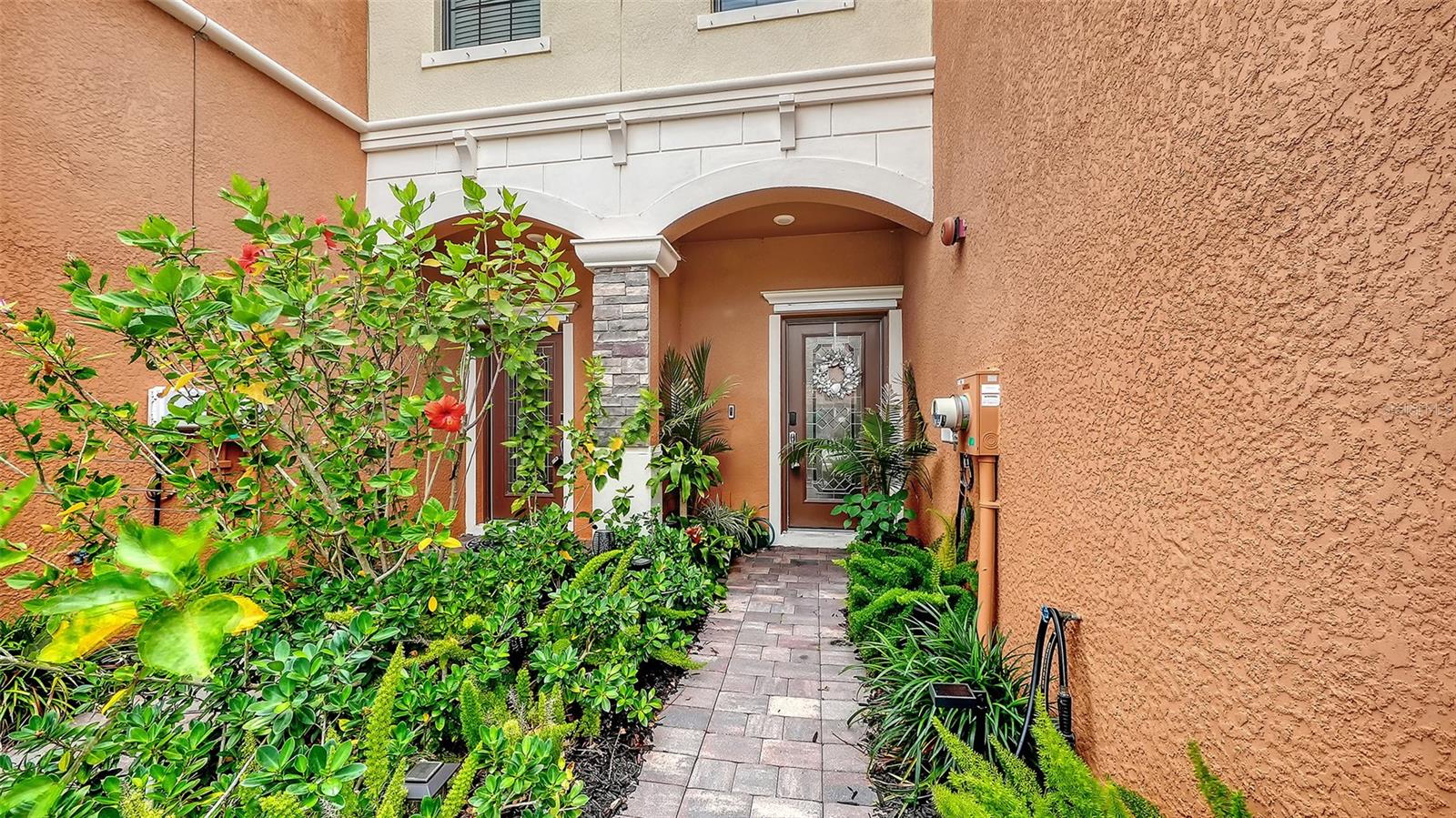 20310 LAGENTE CIR — photo 2