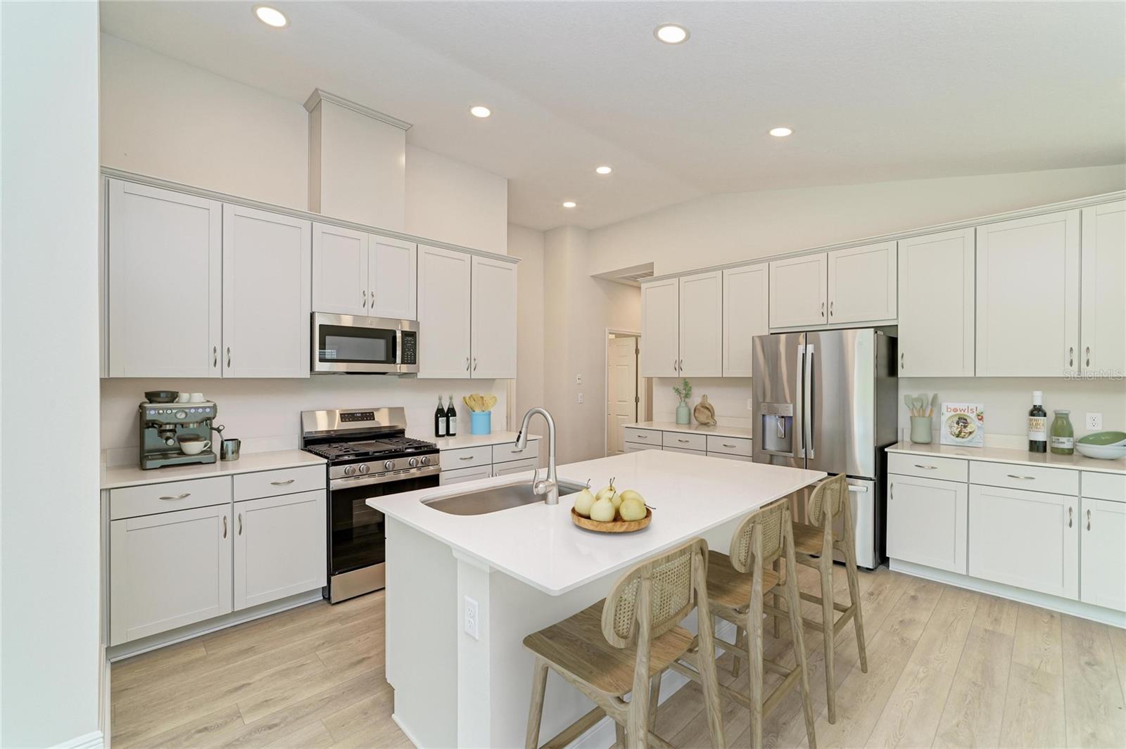12365 OAK  HILL WAY — photo 2